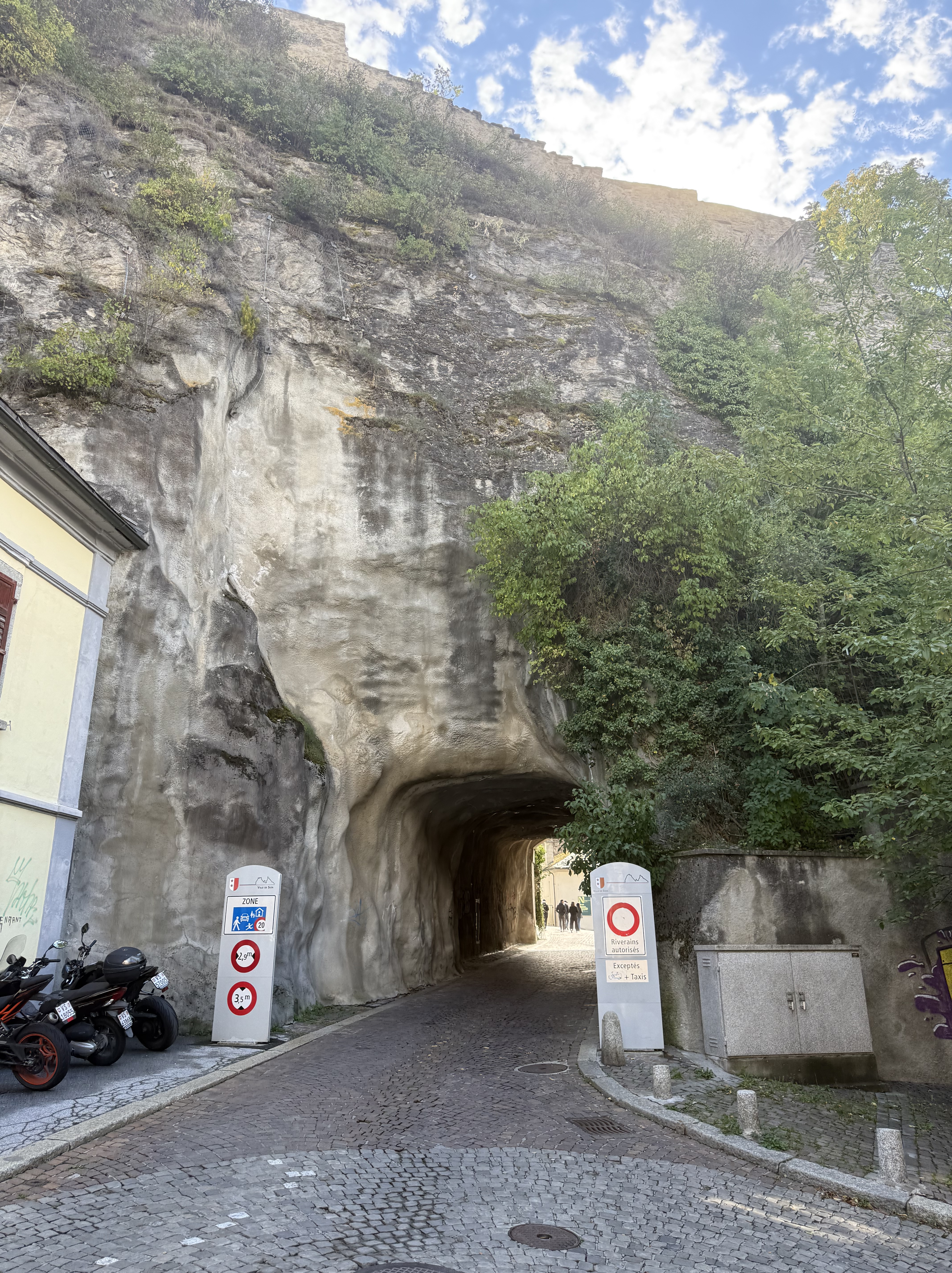 European trip #13: Walk to Tourbillon European trip #13: Walk to Tourbillon